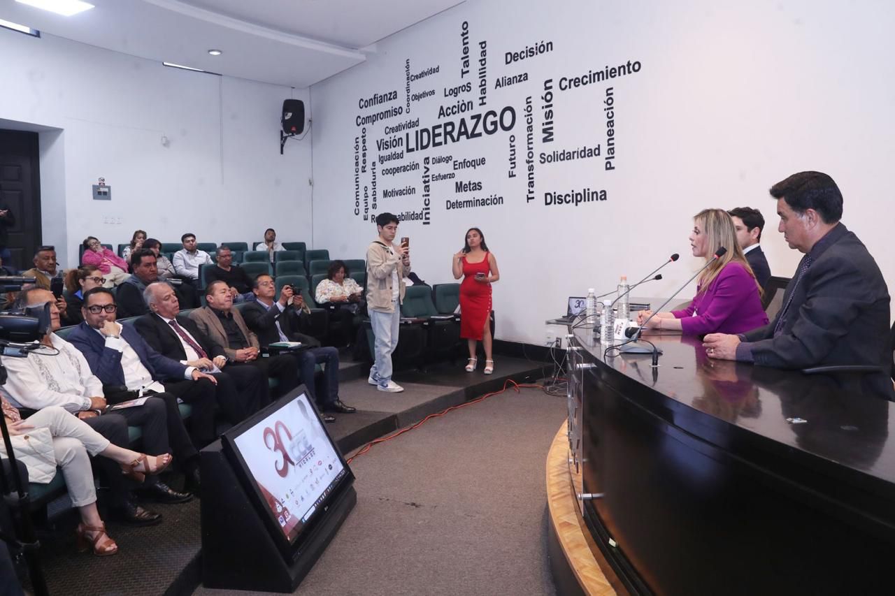 Marisela Morales impulsa certeza jurídica y justicia ante empresarios de Hidalgo