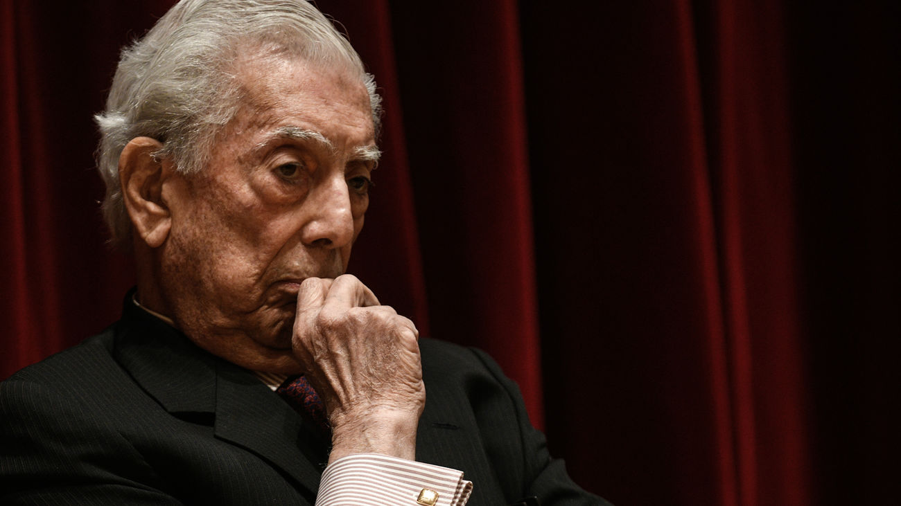 Se apaga la pluma de Vargas Llosa, el último gran narrador del Boom