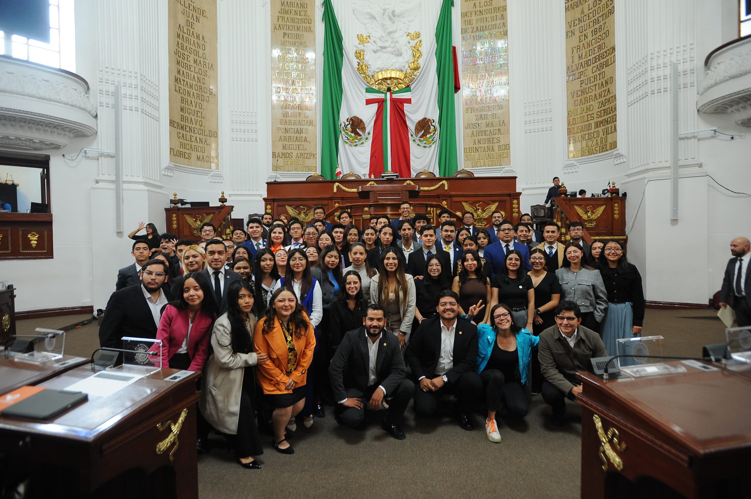 Jóvenes Protagonistas: Inicia en CDMX el Primer Parlamento que Impulsa su Participación