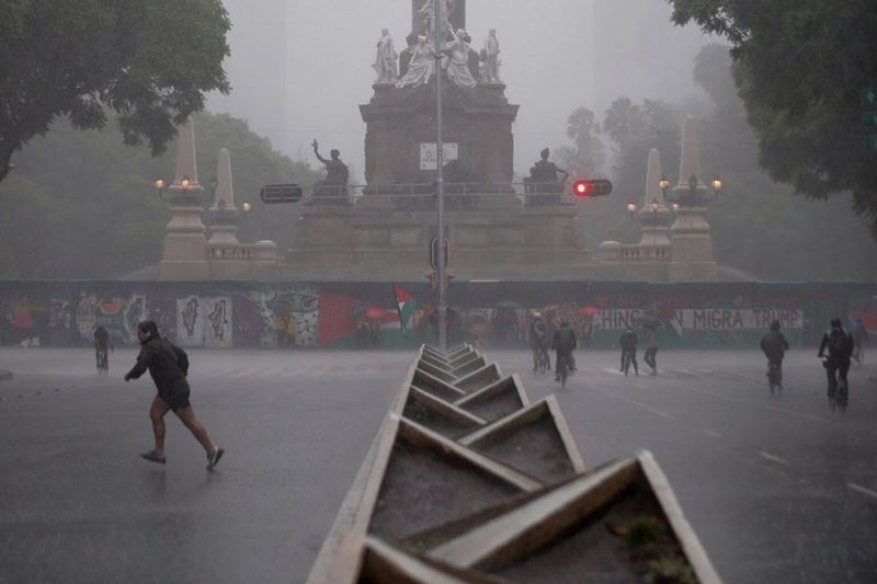 ¡Ojo capitalinos! Se prevén chubascos fuertes y descenso de temperatura en CDMX